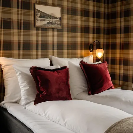 Gloppen Hotell - By Classic Norway Hotels Sandane Exterior photo