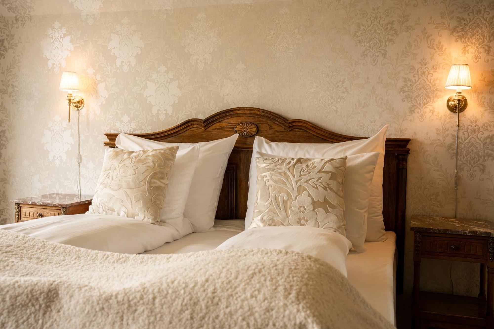 Отель Gloppen - By Classic Norway 3*